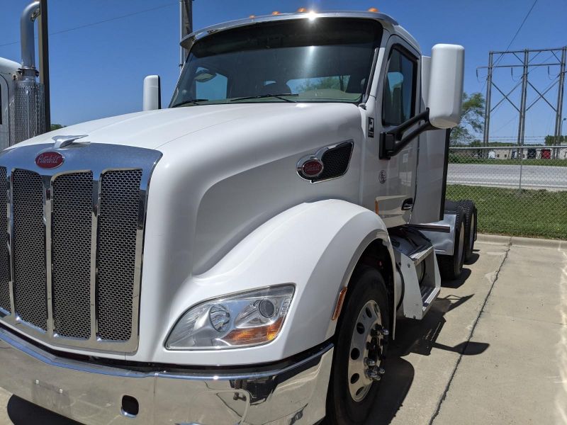 2018 PETERBILT 579 7058614525