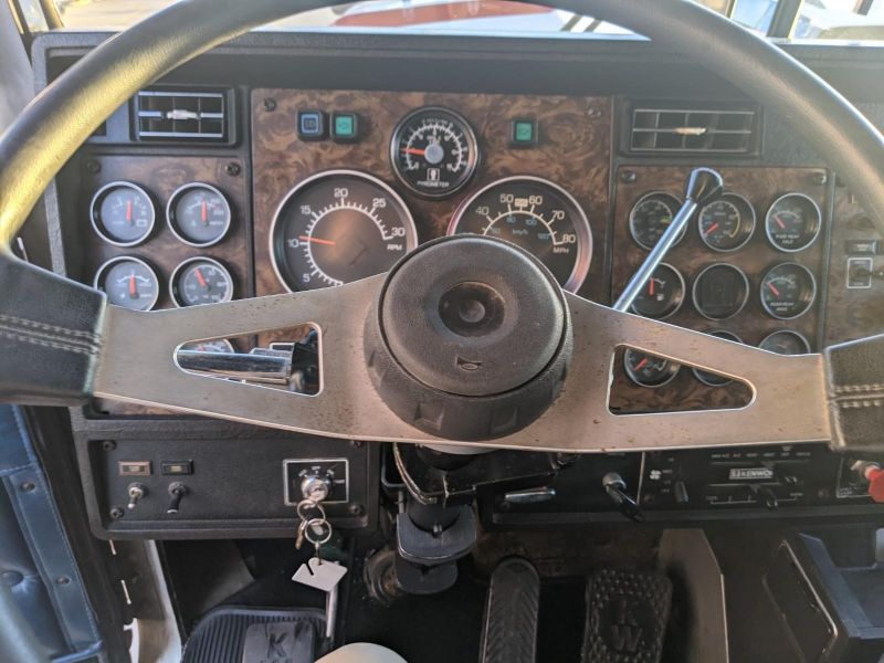 1984 KENWORTH W900B 7150199621