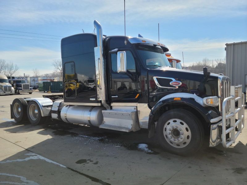 2018 PETERBILT 567 7256406481