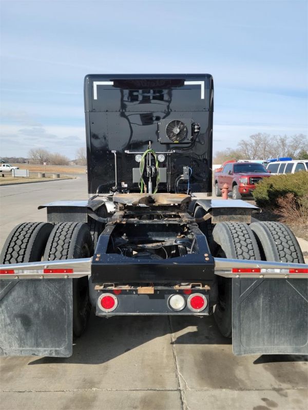 2018 PETERBILT 567 7256735462