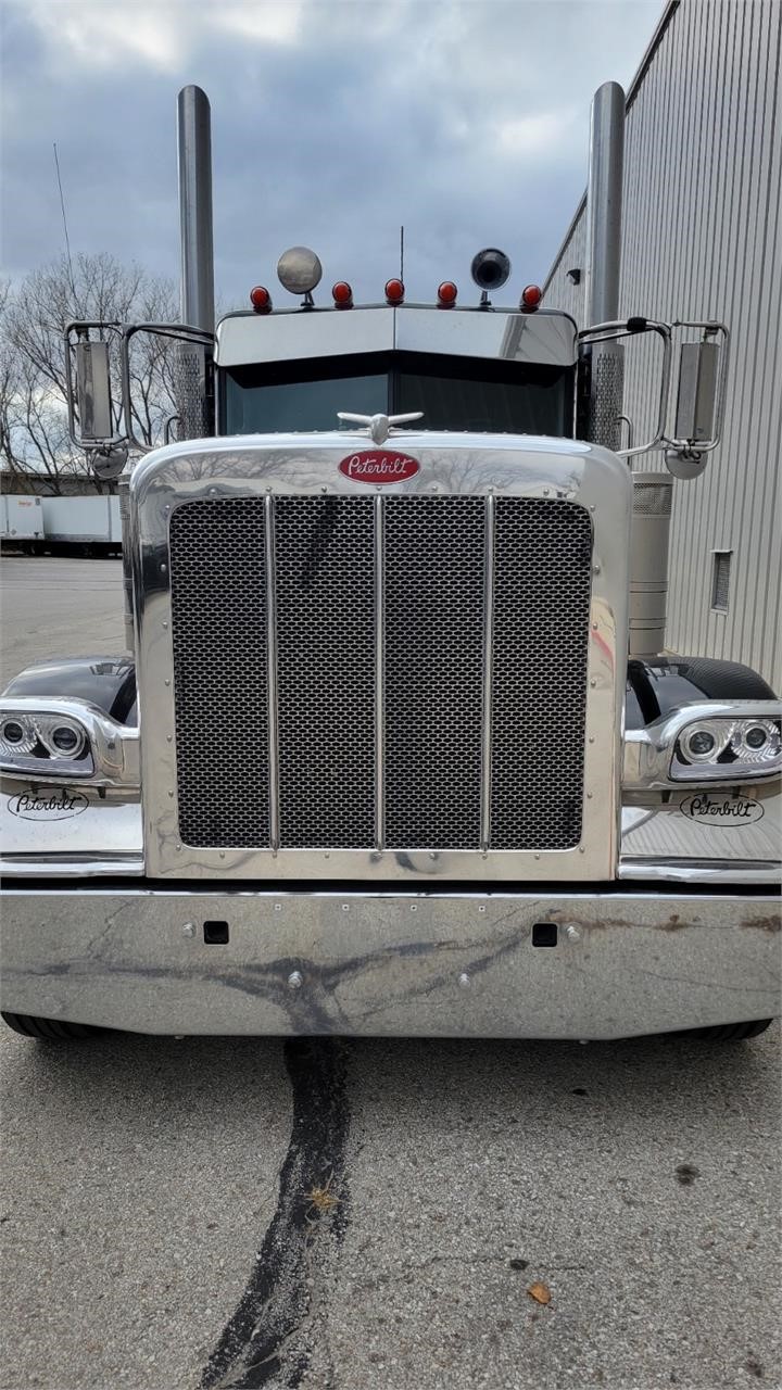 2021 PETERBILT 389 8005382116