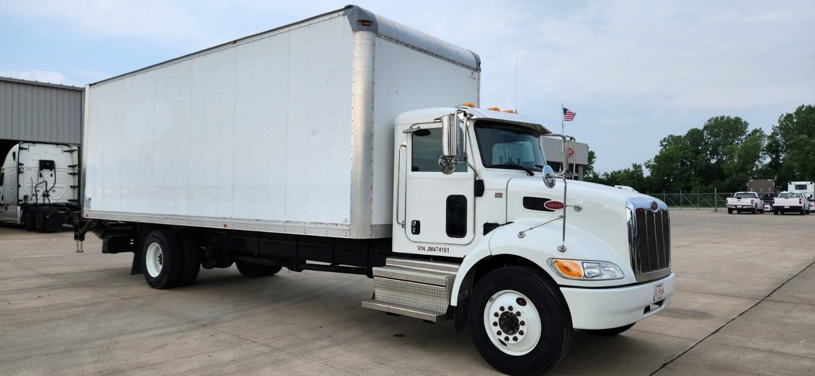 2018 Peterbilt 337 Kansas City Peterbilt Inc