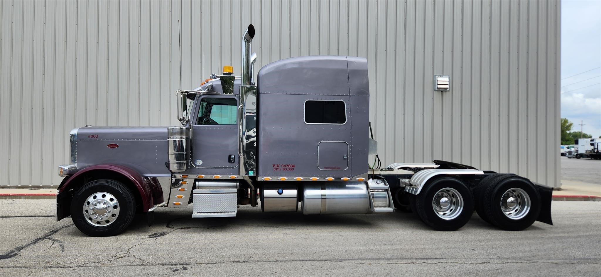 2014 PETERBILT 389 8043056155