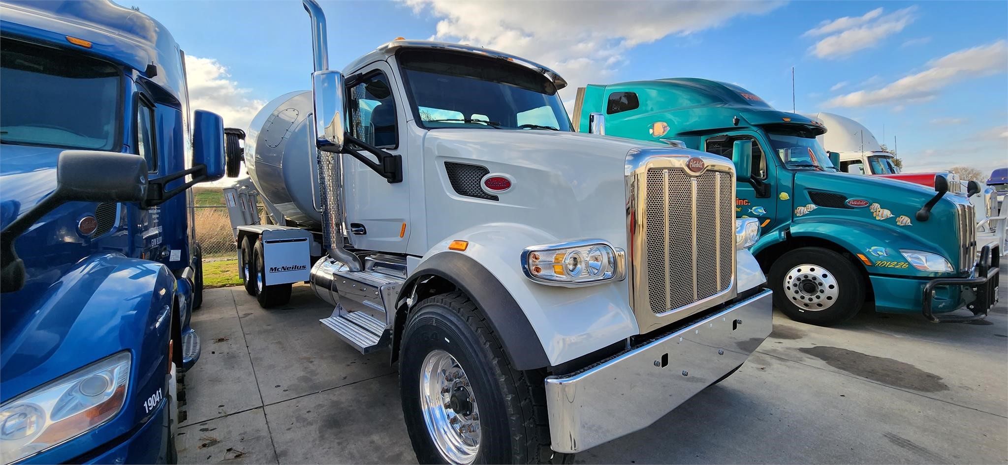 2020 PETERBILT 567 8047234999