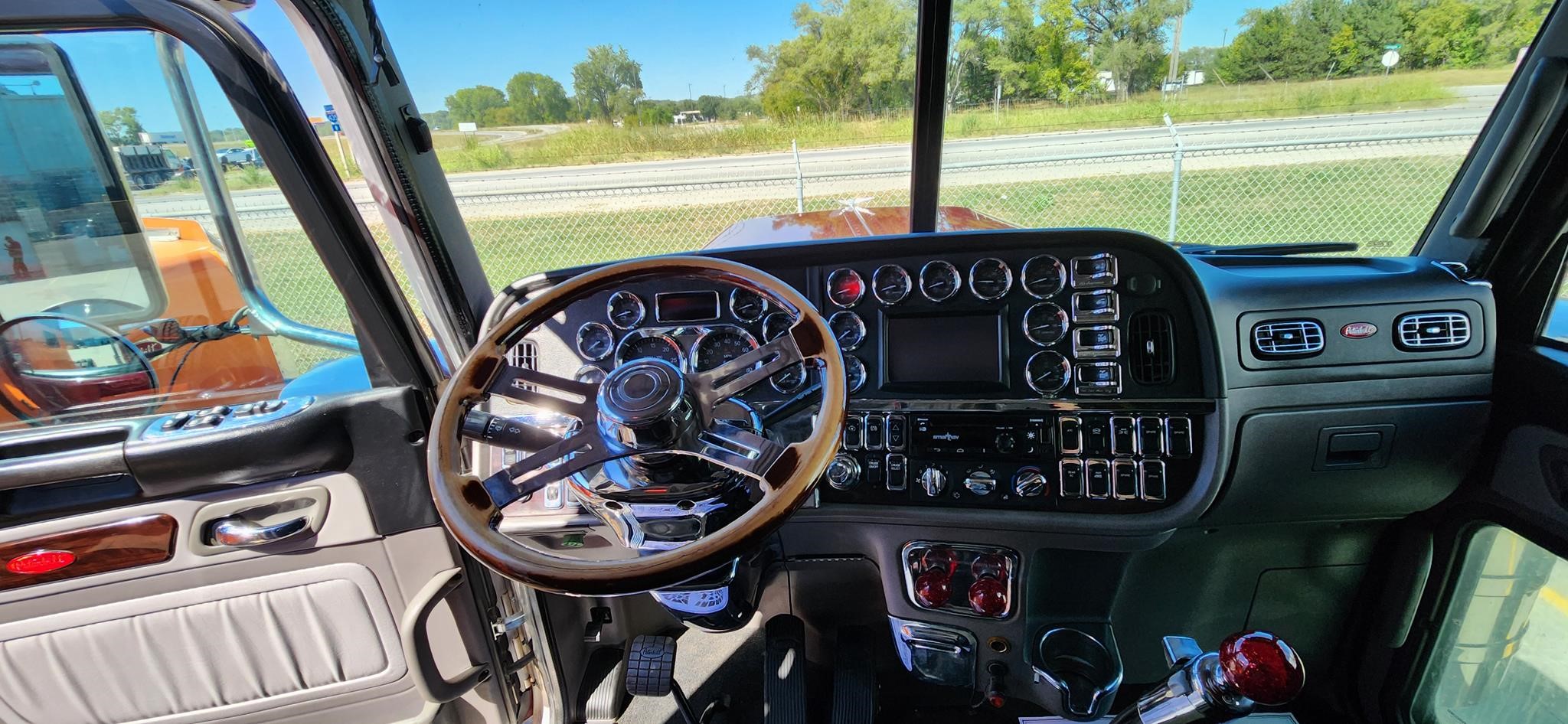 2021 PETERBILT 389 9023298147